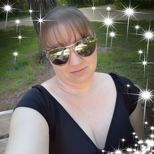 Meet your Posher, Sylvia